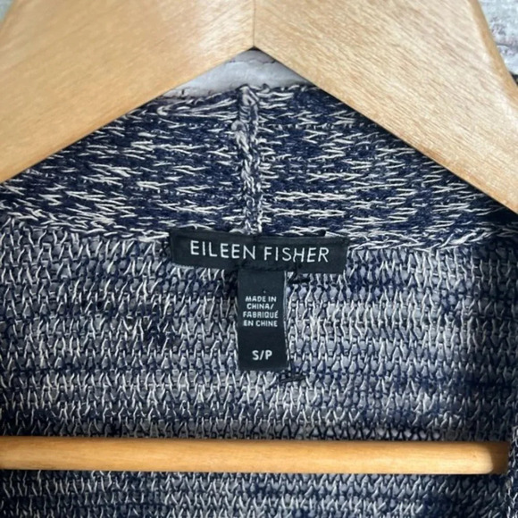 Eileen Fisher Organic Linen gray sweater Cardigan Grey Size small - Picture 6 of 11